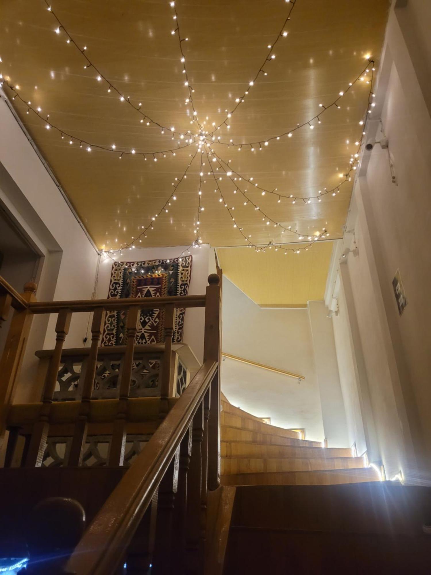 Friends Hostel Tbilisi Bagian luar foto