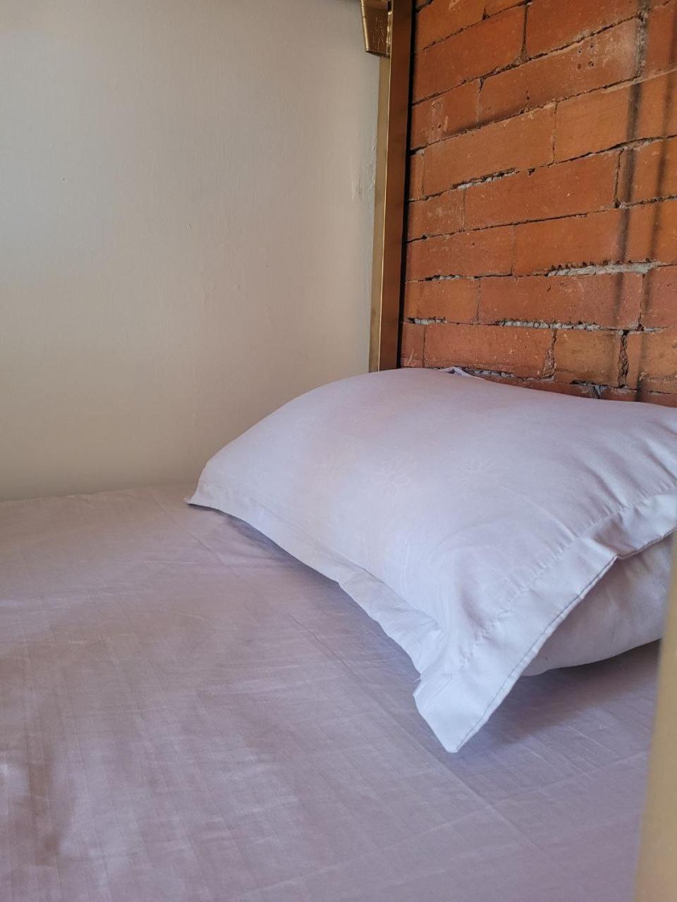Friends Hostel Tbilisi Bagian luar foto