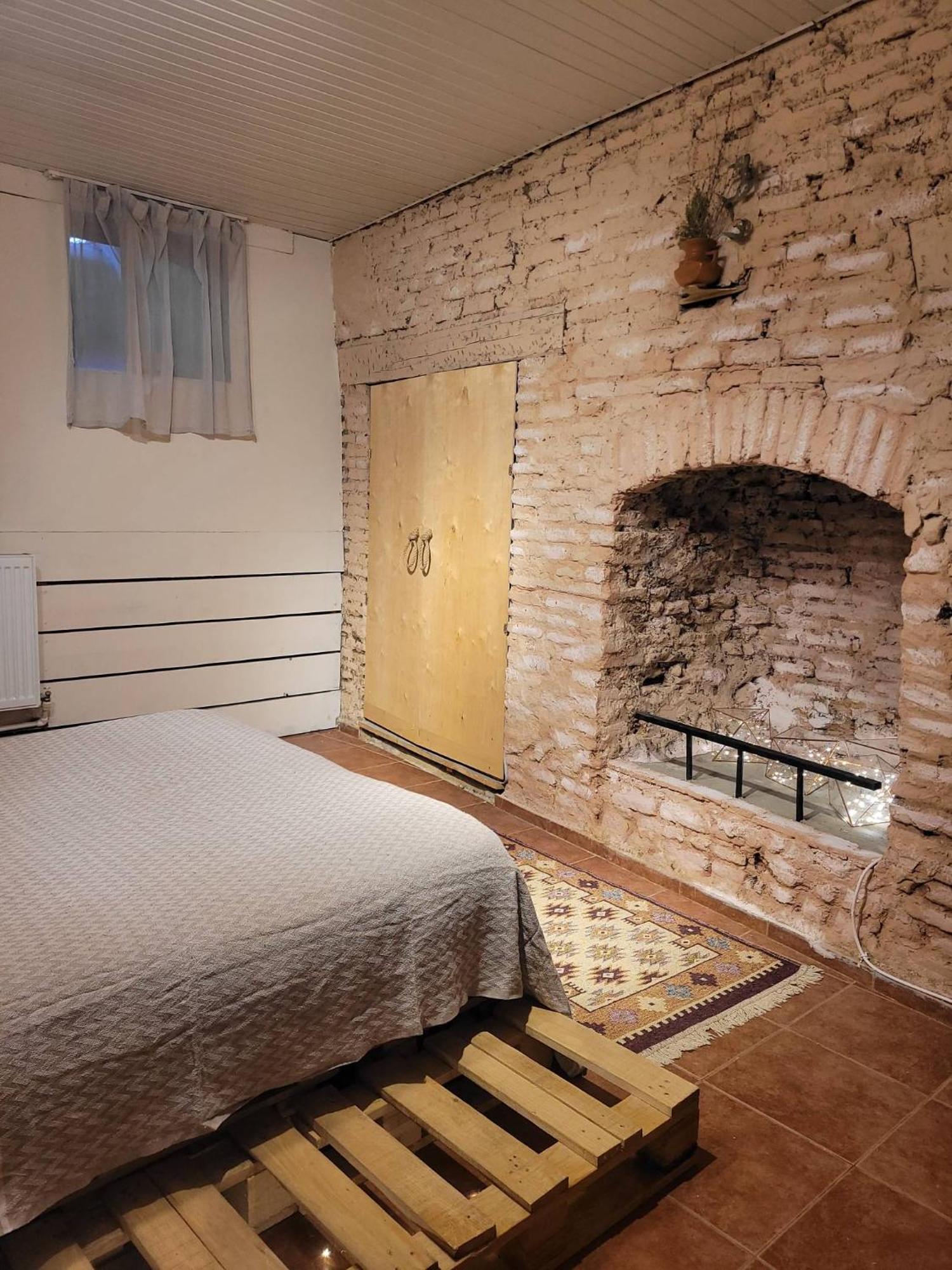 Friends Hostel Tbilisi Bagian luar foto