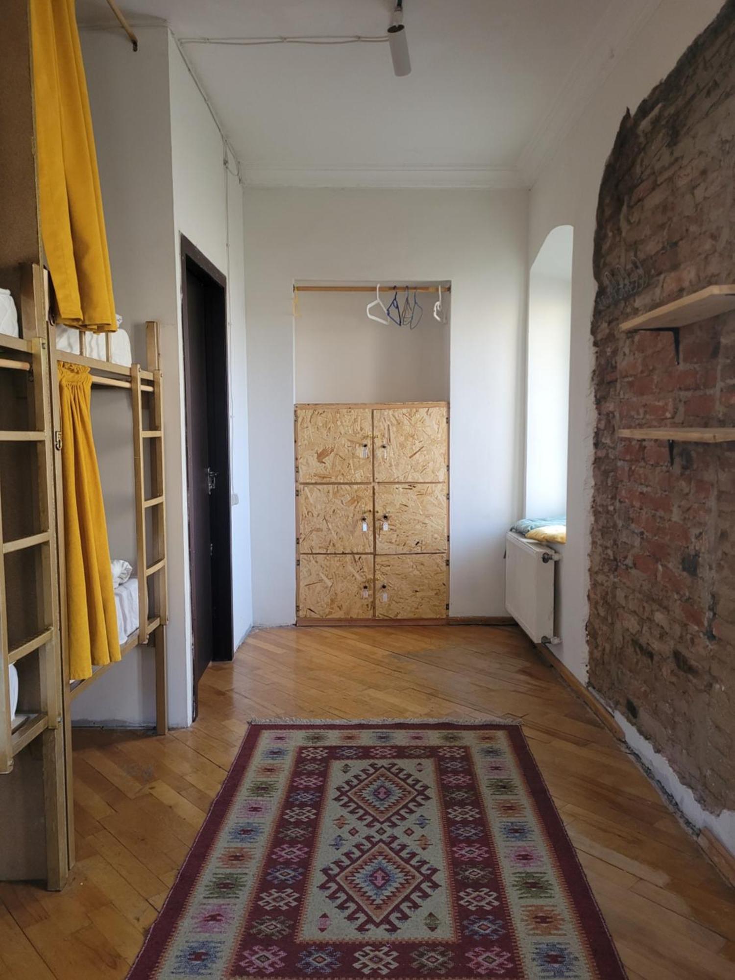 Friends Hostel Tbilisi Bagian luar foto